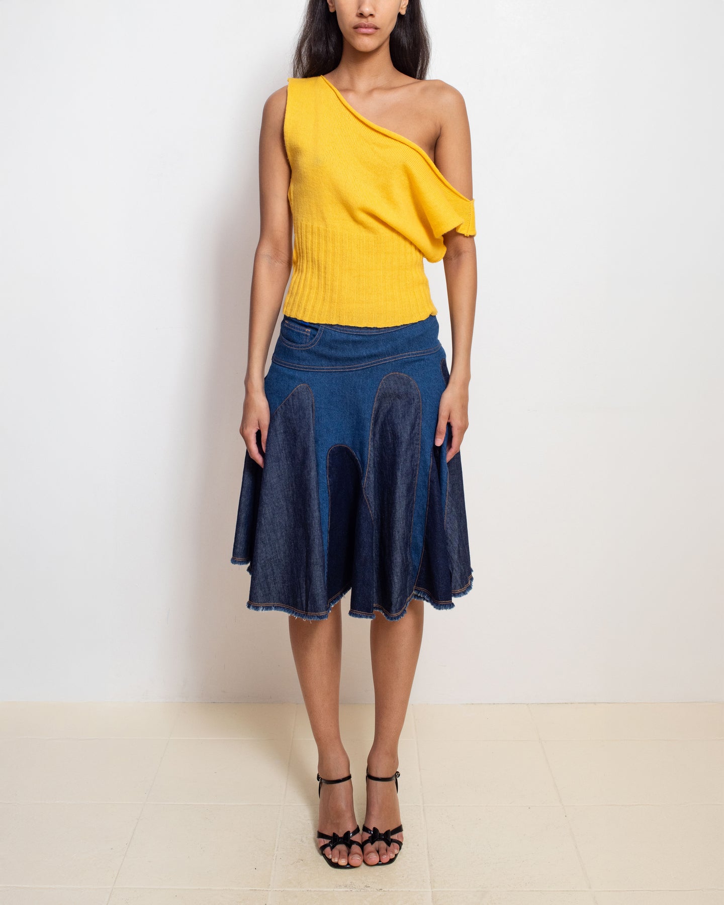 Knitted Ribwaist Tank in Yellow